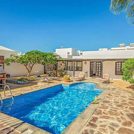 Casa Alfred Villa *